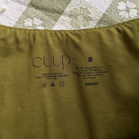 CUUP Two Piece Bikini Set in Fern, Size 2 Bottoms Size 3 Top - Picture 5 of 6